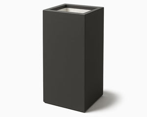 Collection image for: Hoge polyester plantenbakken