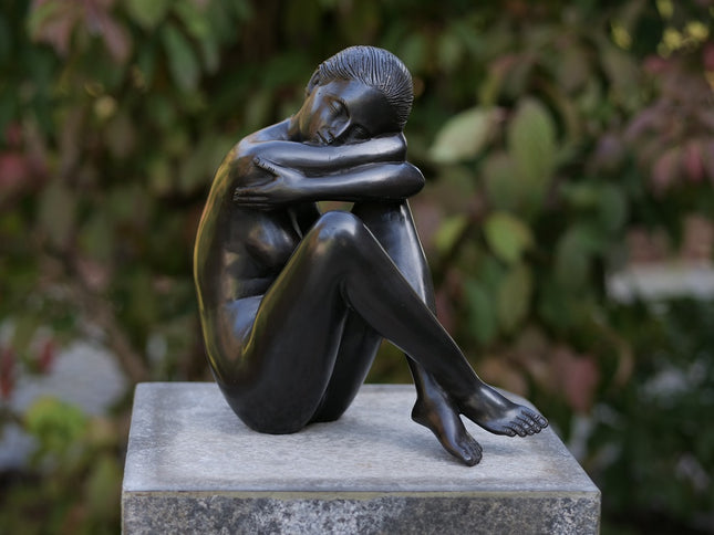 Bronzen beeld Zittend 27x20x17cm