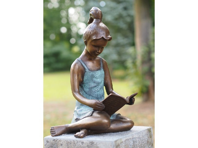 Bronzen beeld Lezend meisje 40x24x23cm