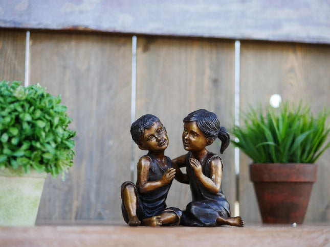 Bronzen beeld Lachend kinderpaar 13x10x14cm