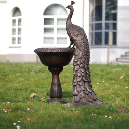 Bronzen beeld Pauw op vaas 143x85x105cm