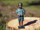 Bronzen beeld Jongentje 20x5x8cm