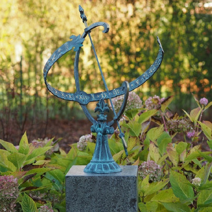 Bronzen Zonnewijzer met dierenriem 60x45x50cm