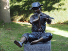 Bronzen beeld Jongen met dwarsfluit 70x55x66cm 19kg