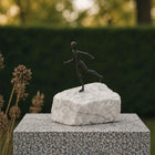 Bronzen Beeld Keep Going 12x8x17 cm
