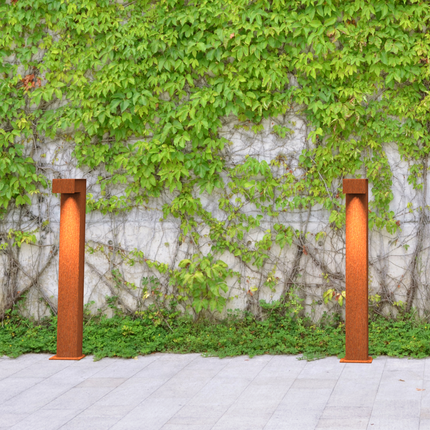 Lampe Trillar en acier Corten 15 x 10 x 80 cm (L x l x H)