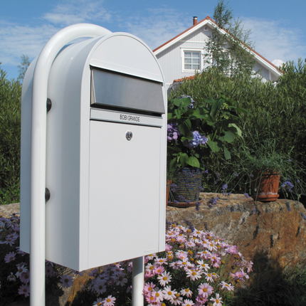 Bobi Grande RAL 9016 wit - Doika - Brievenbus - Bobi - 6417237033284 - 01.01.02.40 wit RAL9016