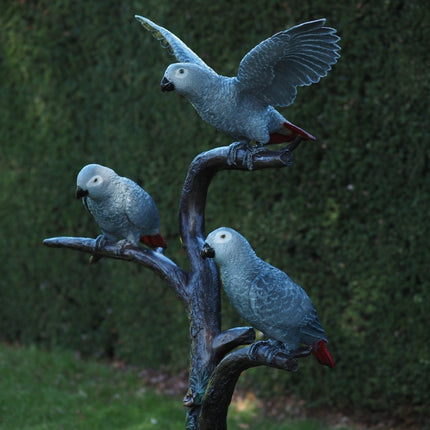 Thermobrass 3 grijze roodstaart papegaaien 145x60x86cm (HxBxL) - Doika BV - Bronzen beeld - Thermobrass - 5410807013755 - B1375